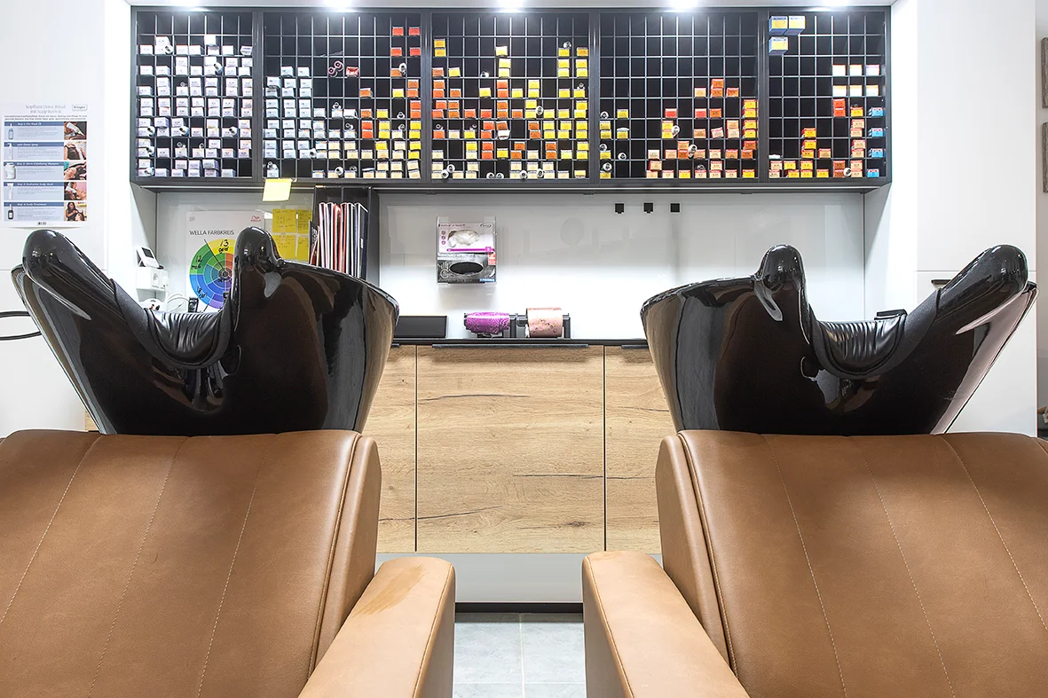 Haare waschen und stylen bei Ihrem Friseur